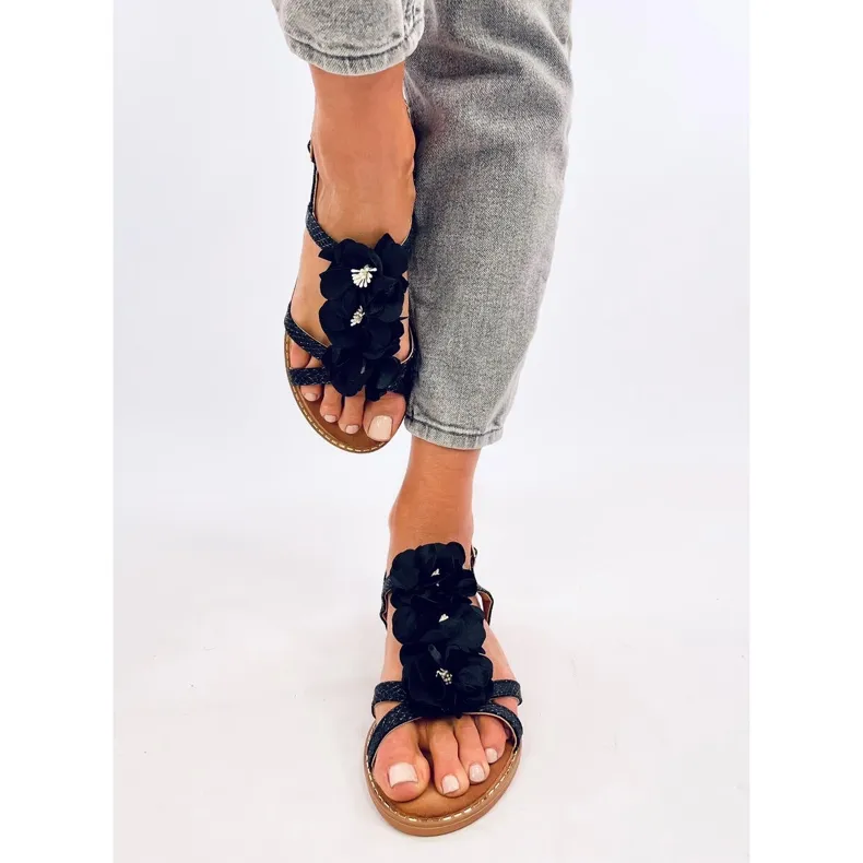 Black Sandals with Delicate Flowers - Amaur Black