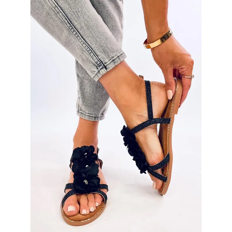 Black Sandals with Delicate Flowers - Amaur Black