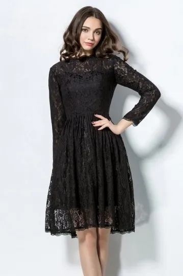 Black lace long sleeve evening gown for wedding party.