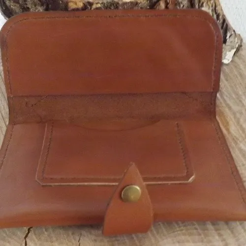 Brown leather tobacco pouch - ECIG store.