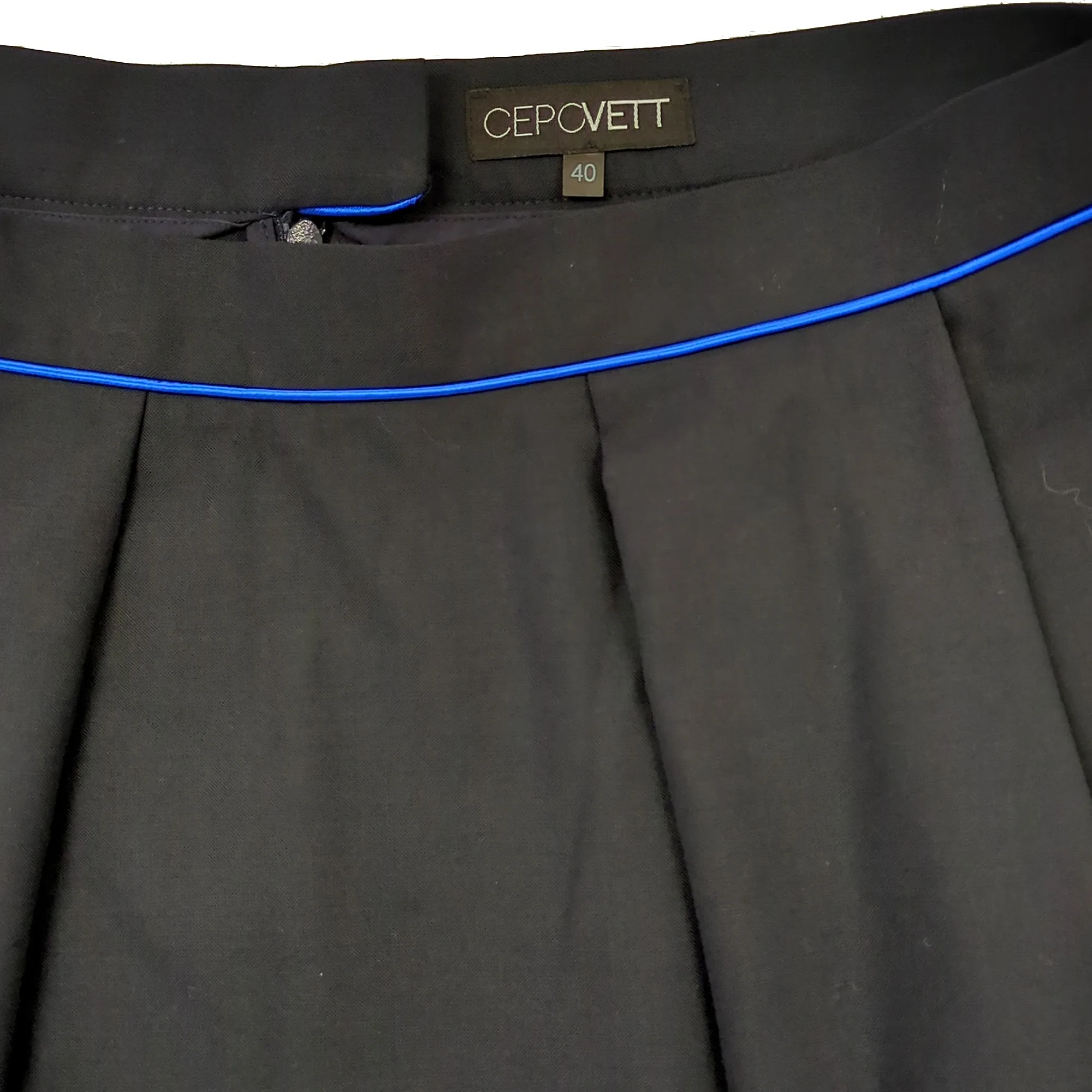 Flared Navy Blue Cepovett Skirt Size 40 Hotel Hostess Restaurant Professional Uniform.