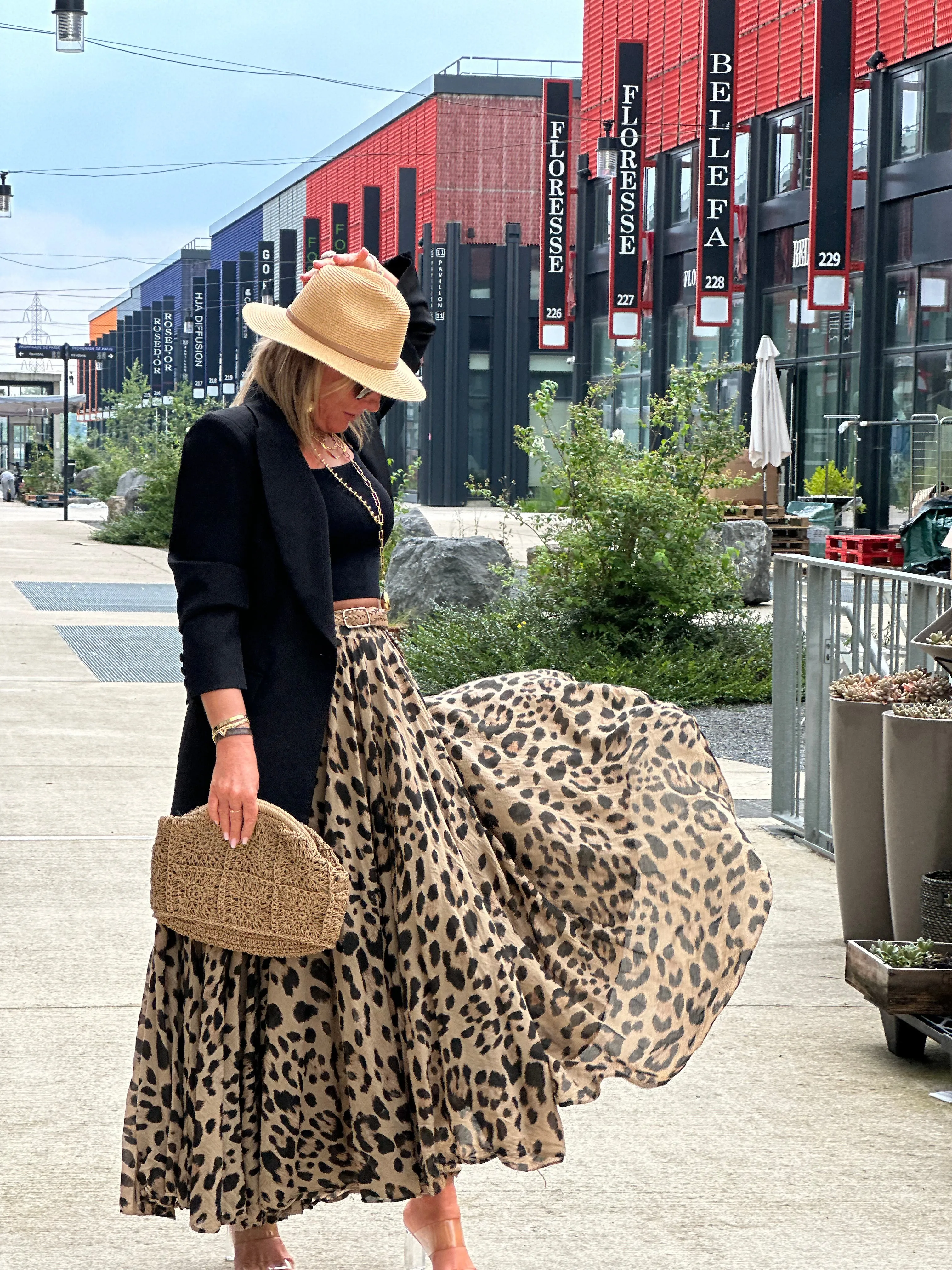 Flowy Leopard Print Skirt ✓