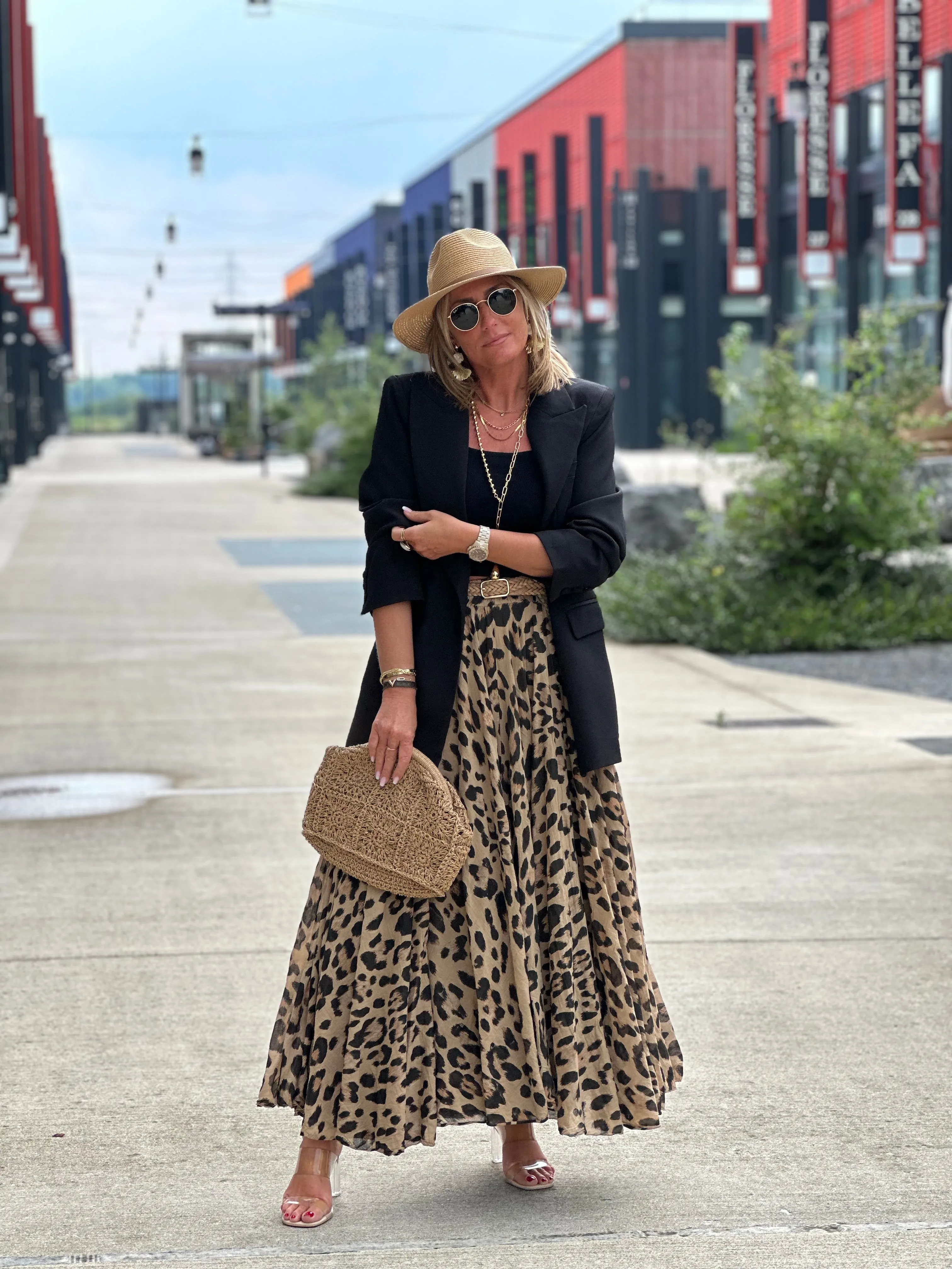 Flowy Leopard Print Skirt ✓