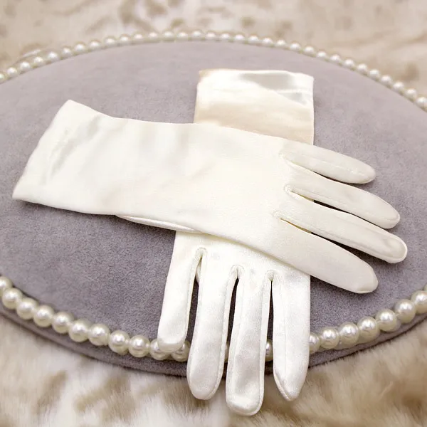 Gants De Mariage Court Doigt Pour Femmes Poignets Ivory Poignets En Satin Simple Gant De Mariée Luva De Noiva Accessoire Du 2,77