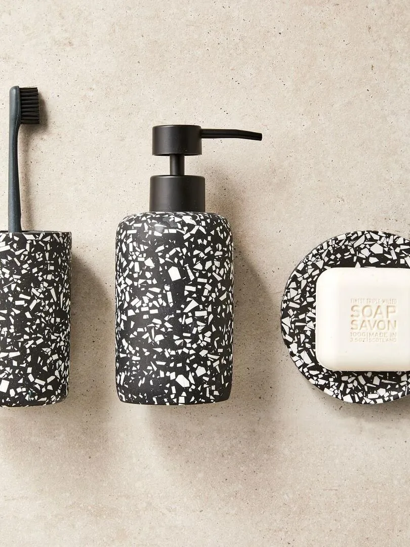 Guy Levasseur - Black Polyresin Bathroom Set - Black