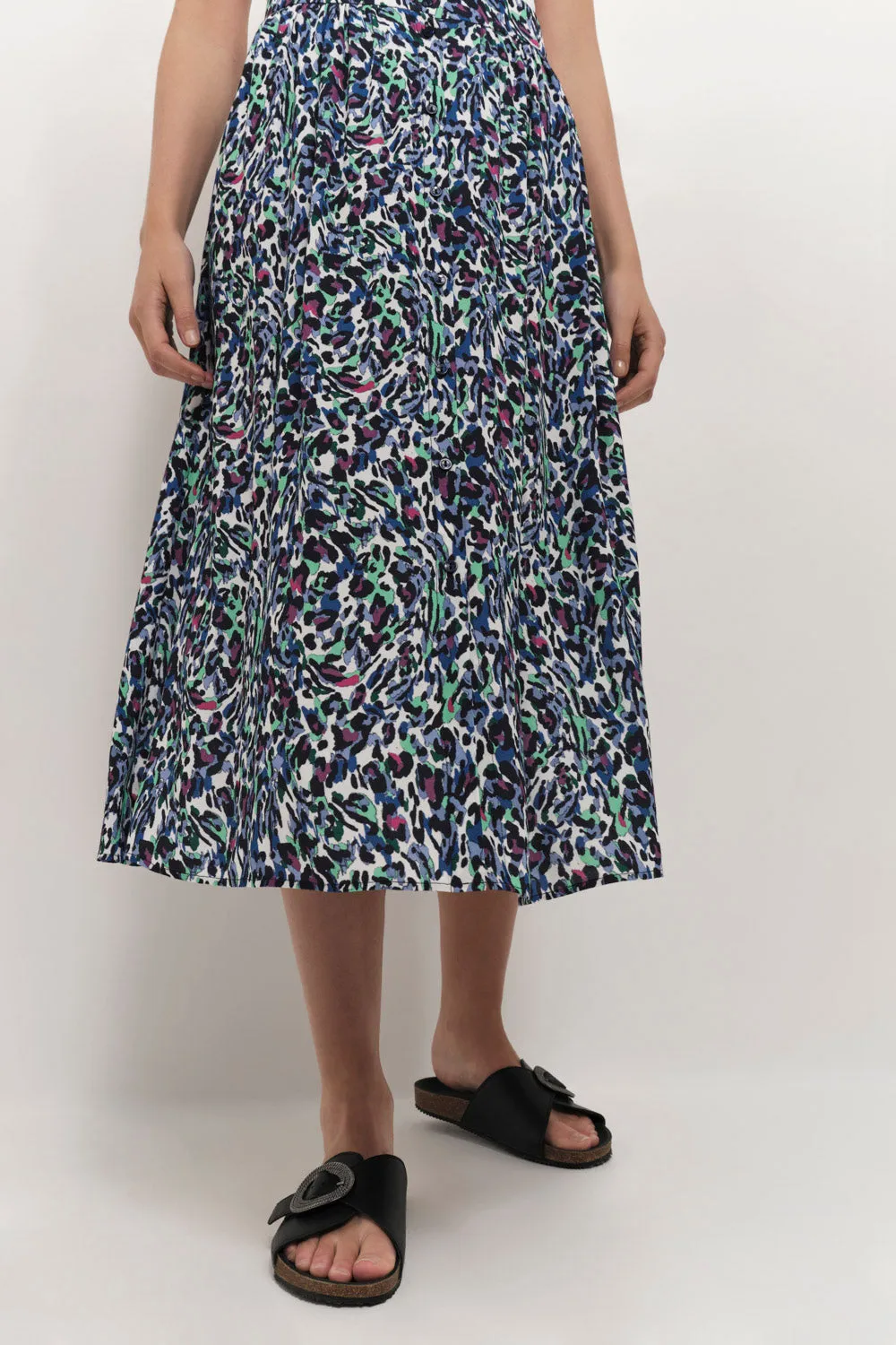 JAMY - White Leopard Print Multicolored Midi Skirt.