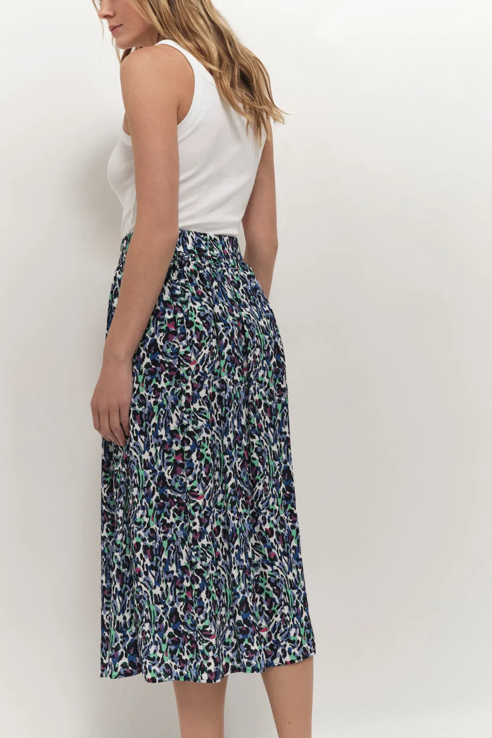 JAMY - White Leopard Print Multicolored Midi Skirt.