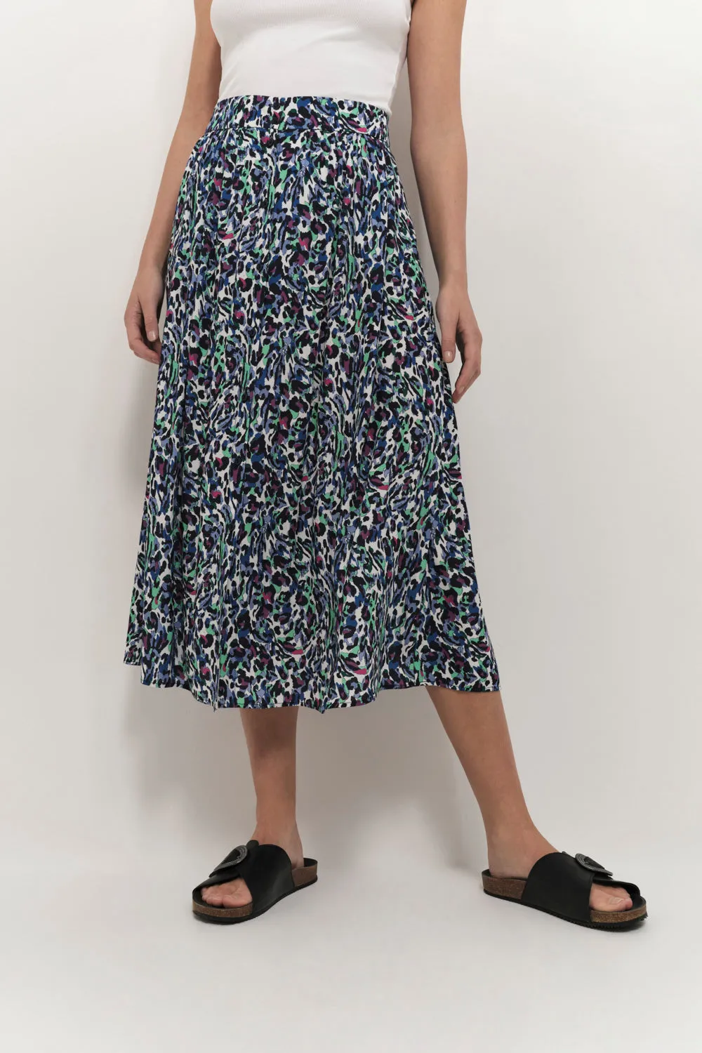 JAMY - White Leopard Print Multicolored Midi Skirt.