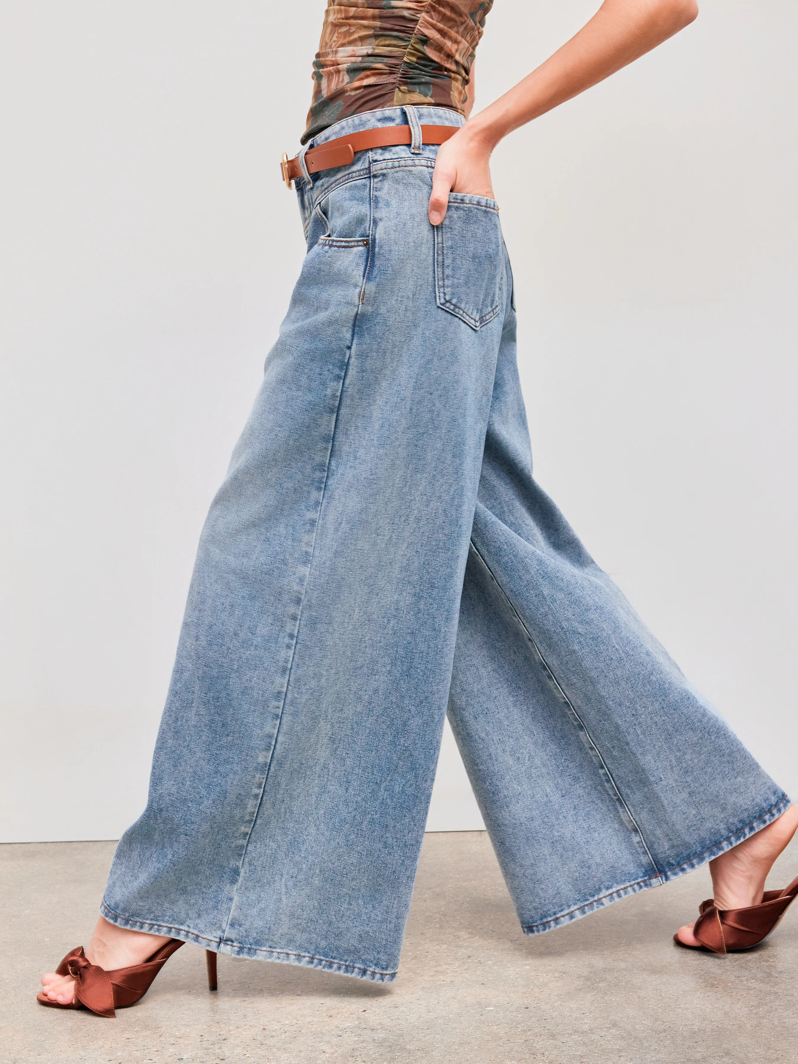 Wide-leg Baggy Low-rise Cider Denim Jeans