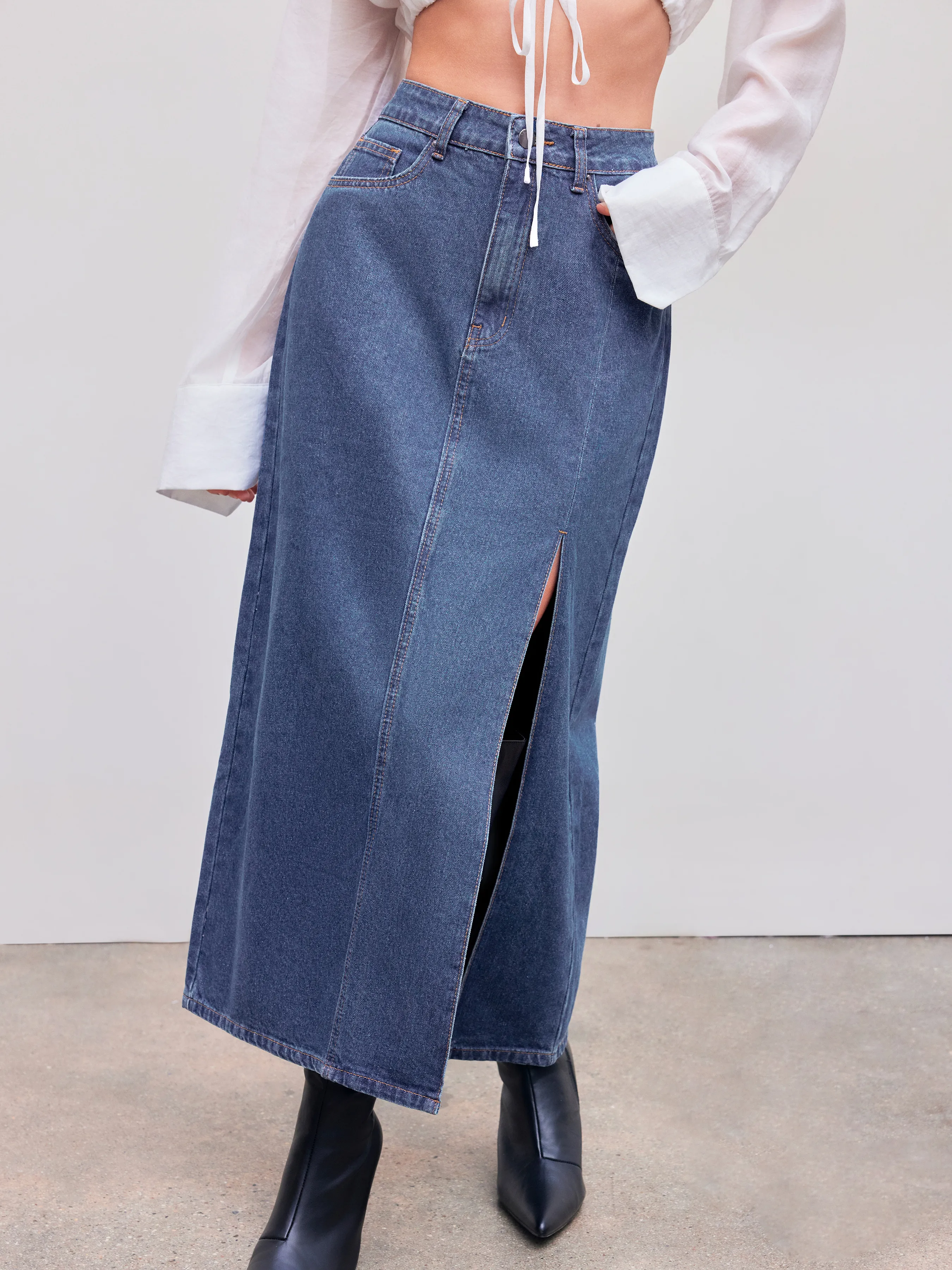 Denim Cider Mid-Rise Maxi Skirt with Split Pocket