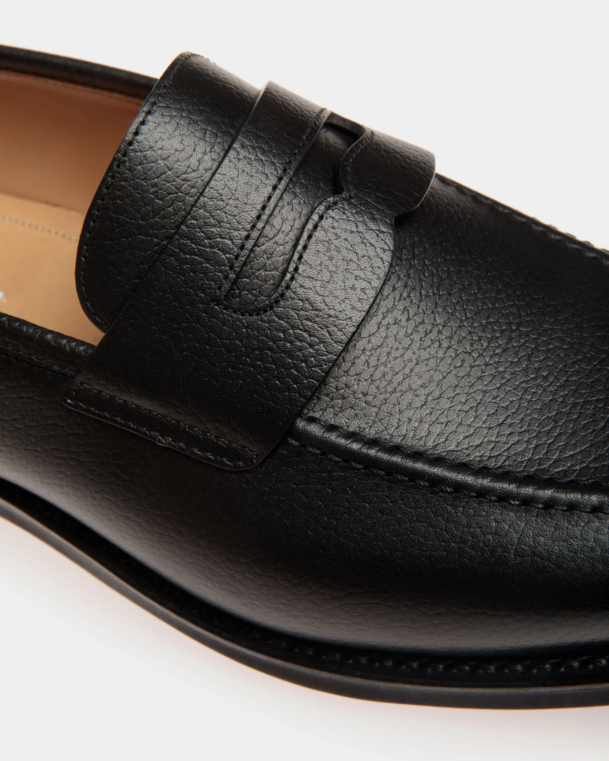 Embossed Leather Moccasin Shoes