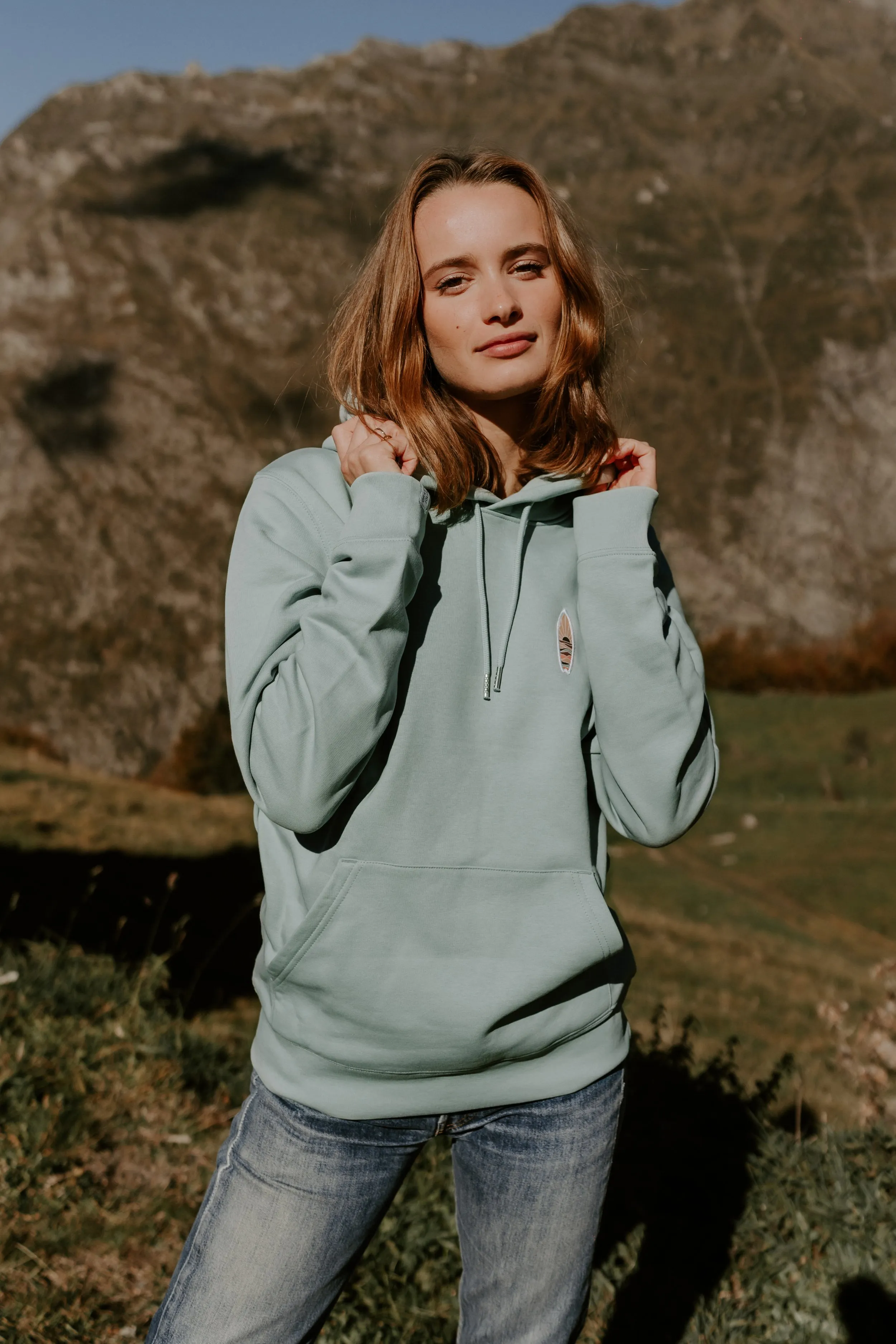 Organic French brand of t-shirts, sweatshirts, and accessories - SWEAT ALOE PLANCHE — OH LES JOLIS