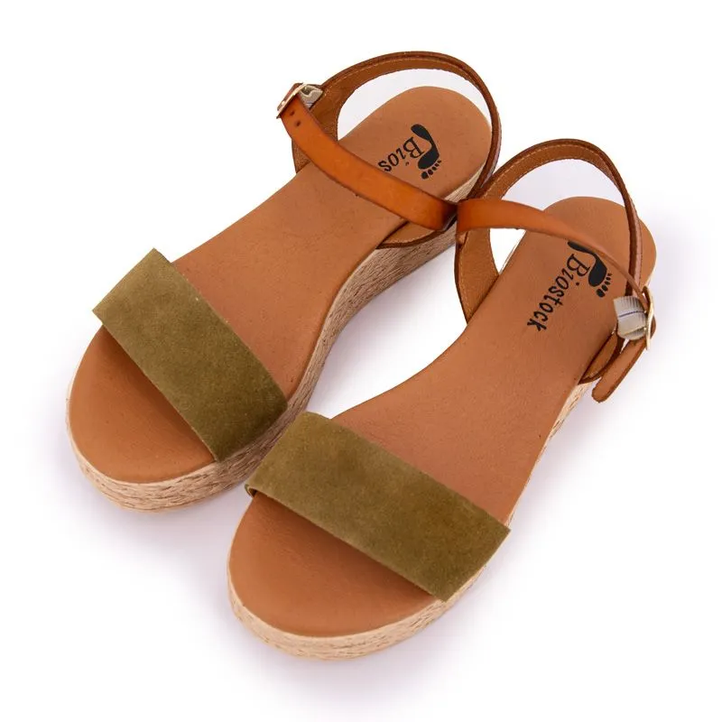 Platform sandals in khaki with military-style strap, for women by BIOSTOCK at a great price.