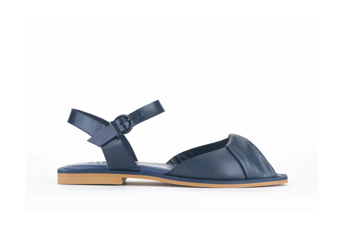 Comfortable Flat Cross-Strap Sandals - Navy Blue