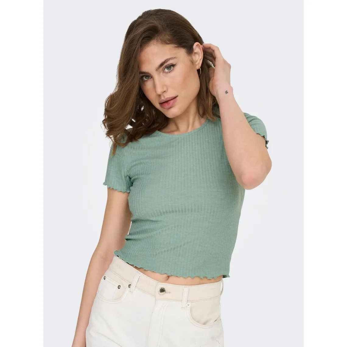 Round Neck Short Sleeve Green Tee | 3 Suisses