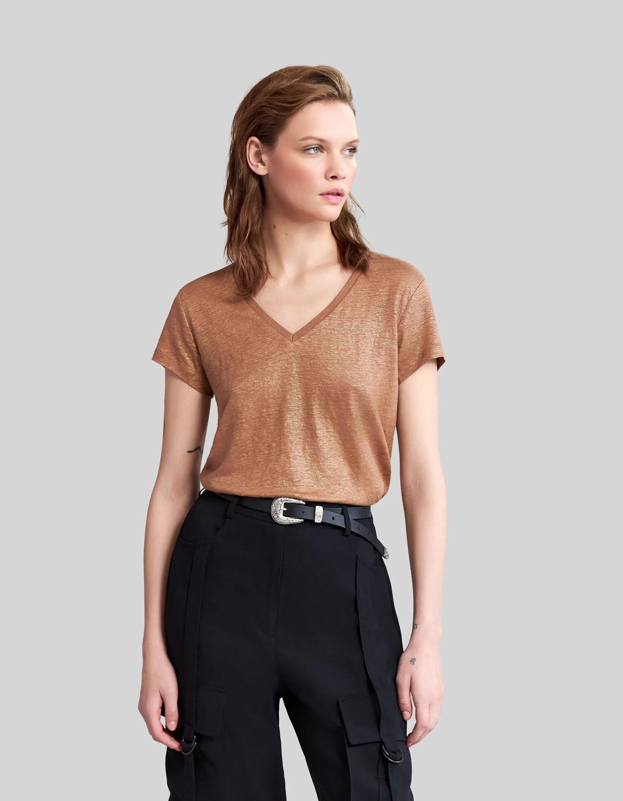 camel linen V-neck foil women's t-shirt